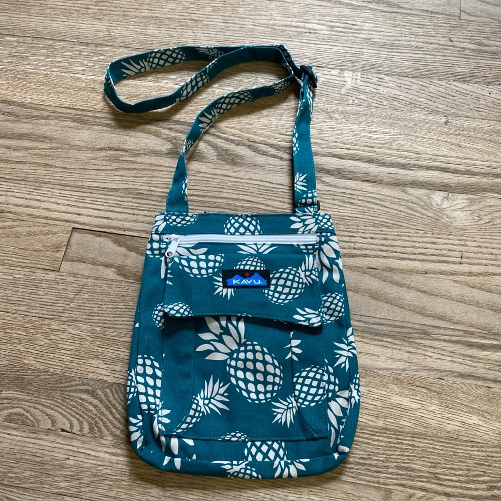 Kavu Teal Votyon Crossbody Bag with Pineapple Print